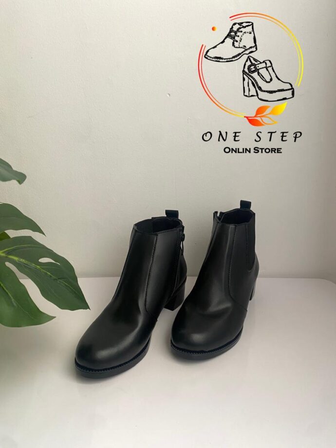 Bottes pour femmes modéle 1